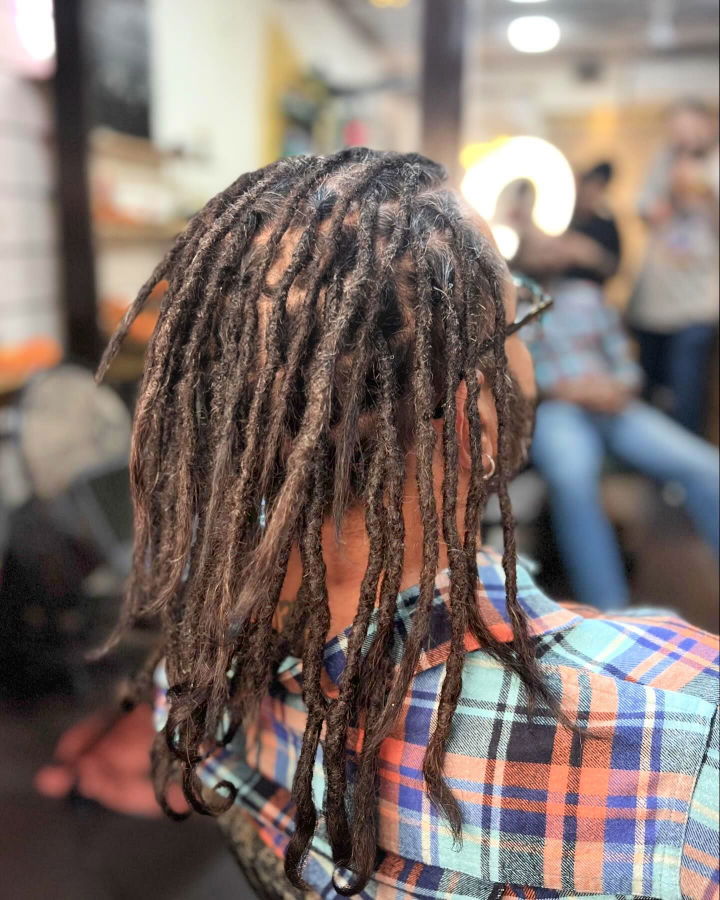 short dreadlocks hairstyle 1
