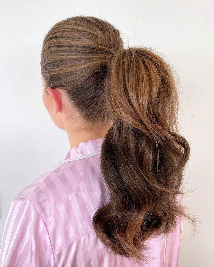 voluminous high ponytail