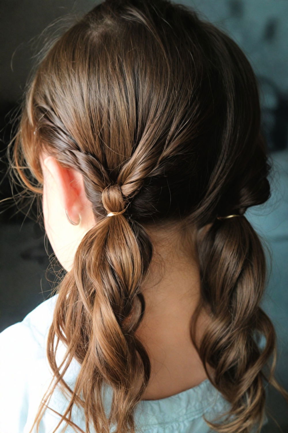 knotted ponytail hairstyle for toddler girl