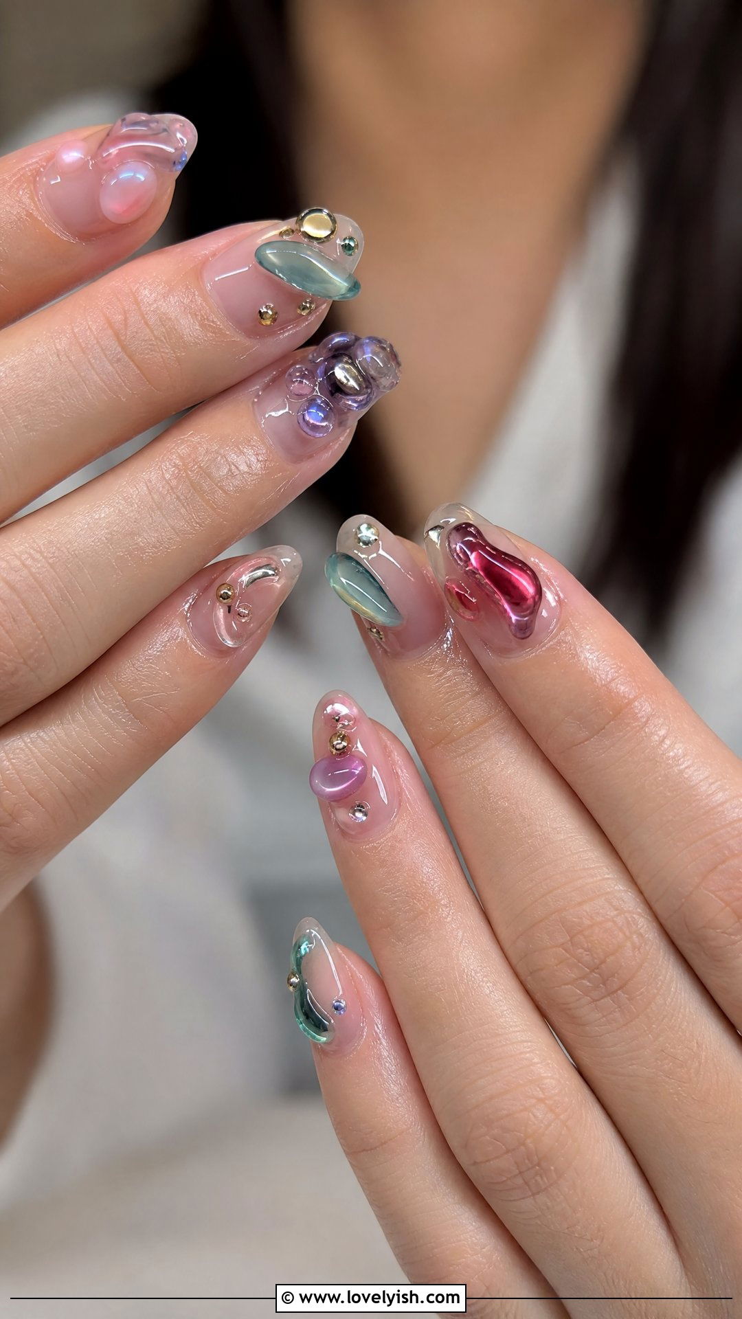 3D Blob and Bubble Nails - 25 abstract nail designs - 25 abstract nail designs