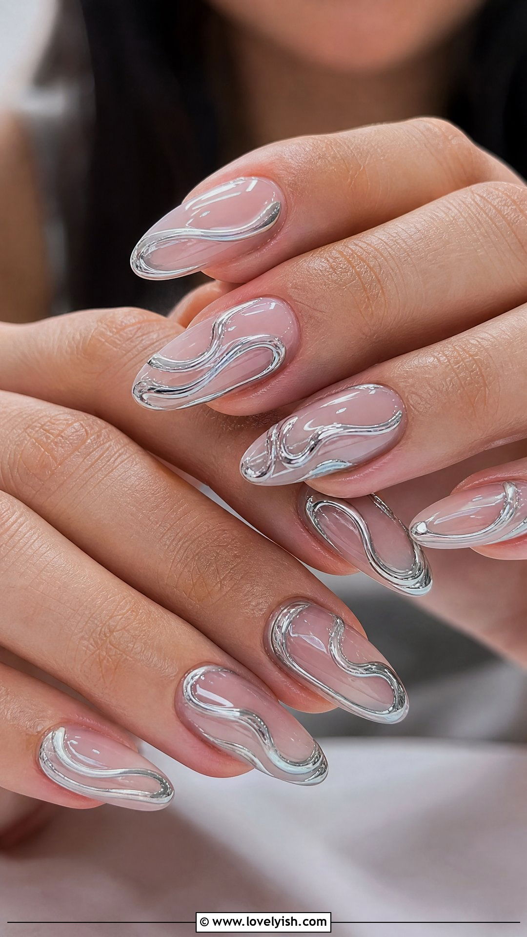 3D Chrome Swirl Nails - 50 3d nail art - 50 3d nail art