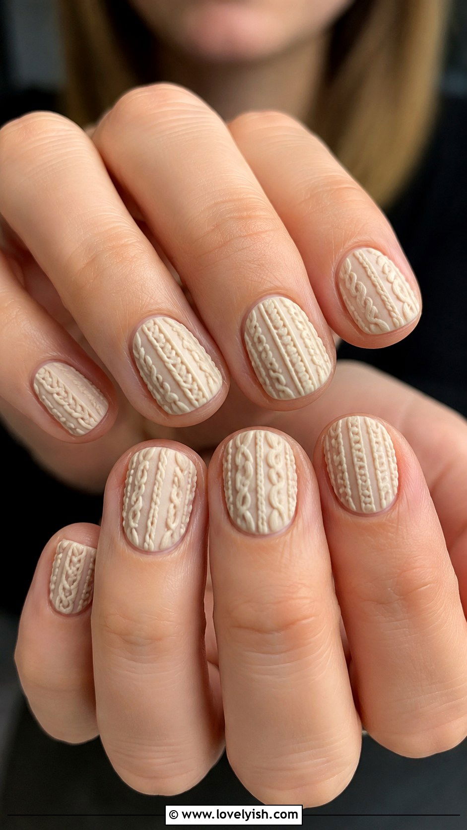 3D Knit Sweater Nails - 38 3d nail designs - 38 3d nail designs