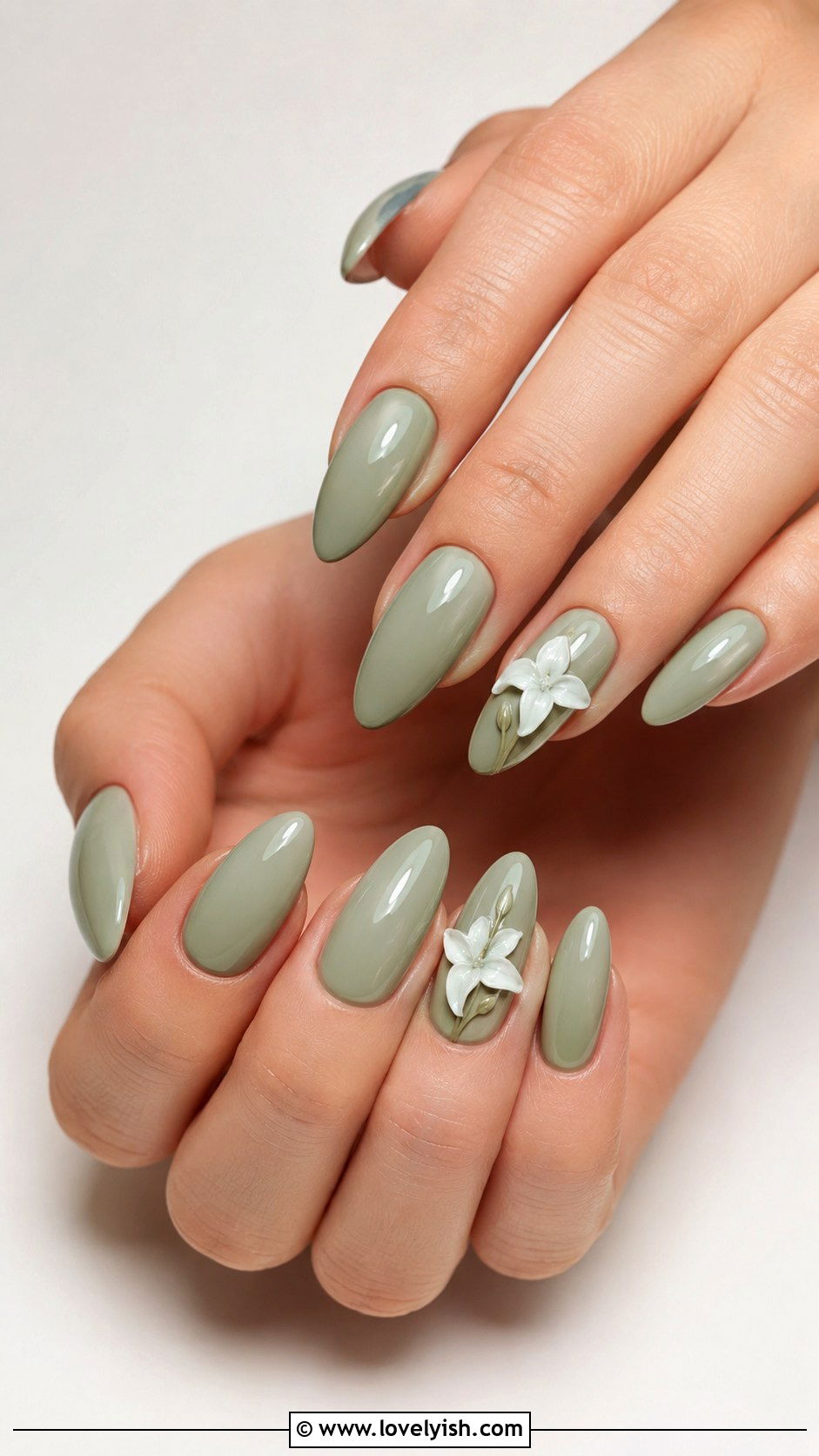 3D Sculpted Lily Nails - 25 3d nail art ideas - 25 3d nail art ideas