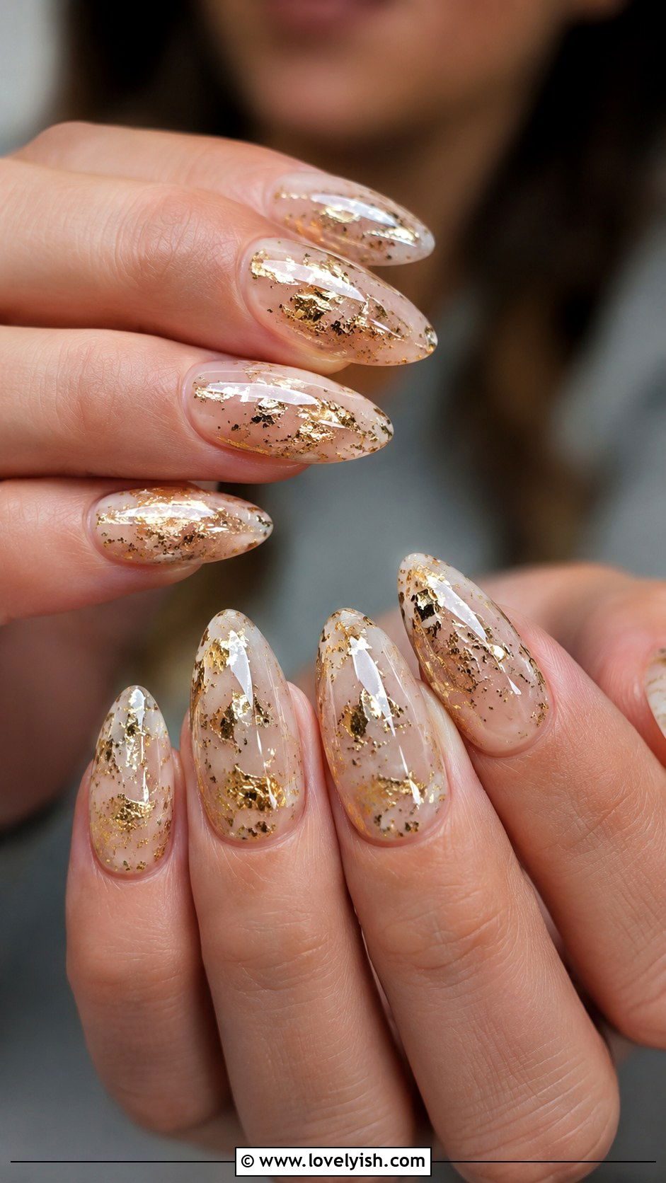 Abstract Foil Fleck Nails - 38 abstract nail art - 38 abstract nail art