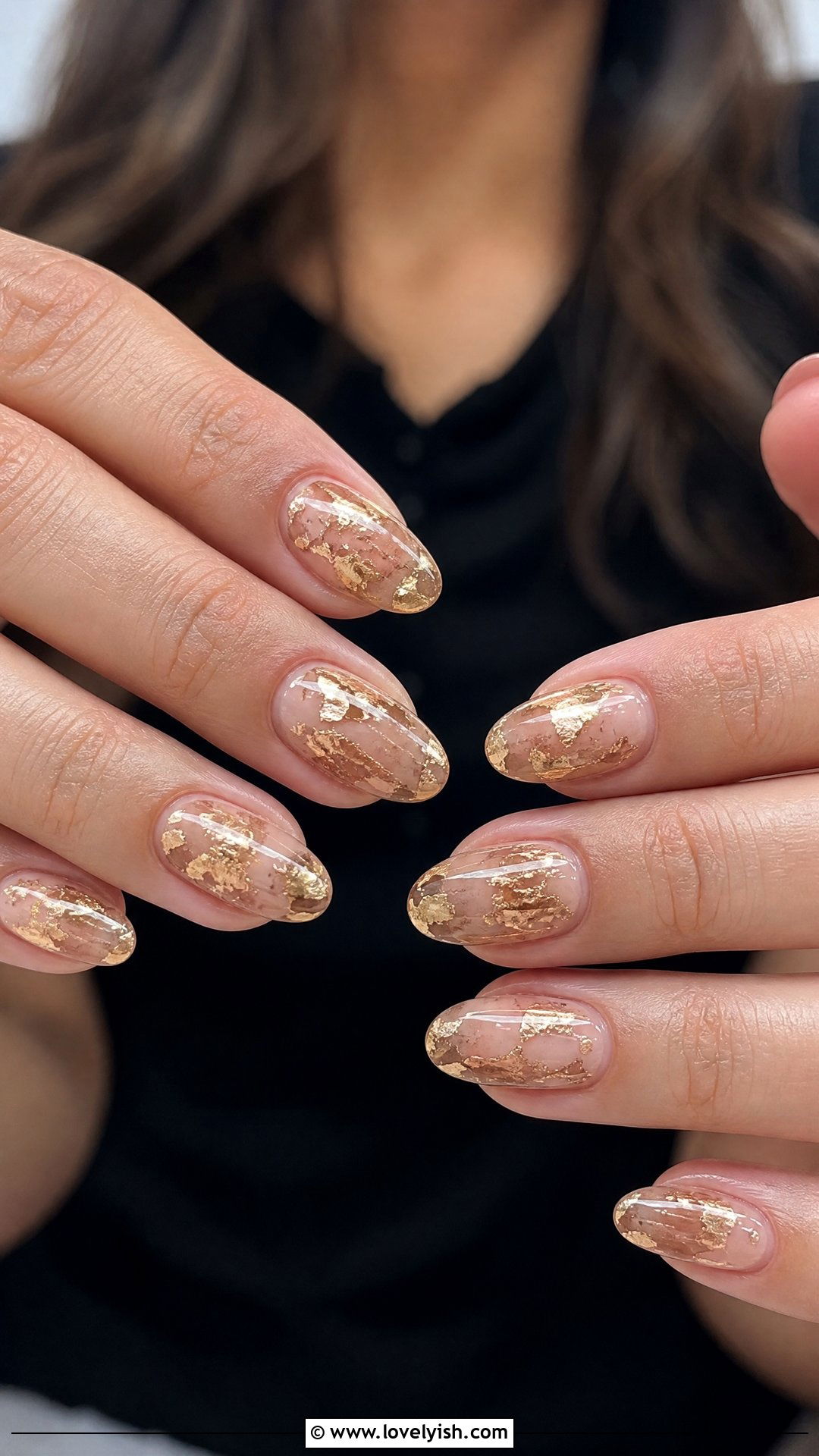 Abstract Foil Fleck Nails - 25 abstract nail designs - 25 abstract nail designs