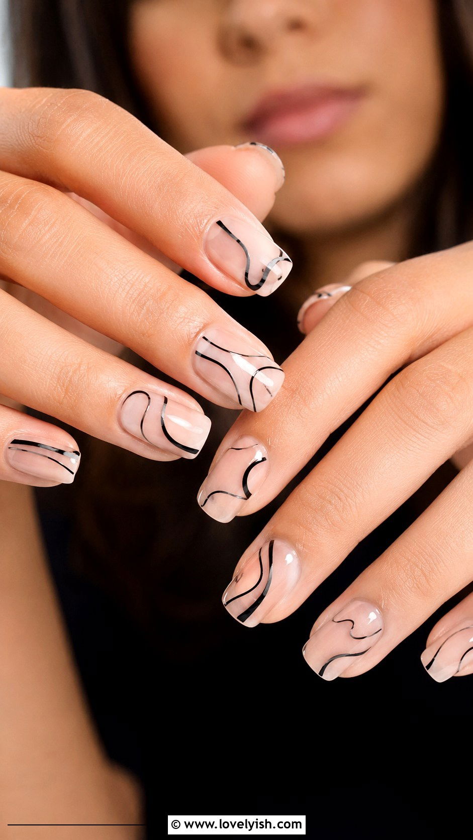 Abstract Line Art Gel Nails - 25 gel nail art ideas - 25 gel nail art ideas