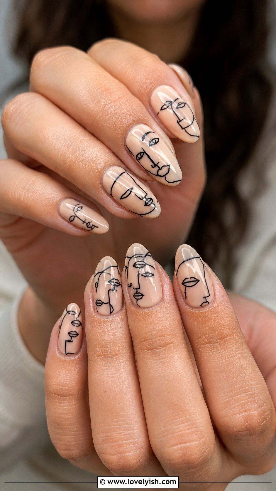 Abstract Picasso Face Nails - 38 abstract nail art - 38 abstract nail art
