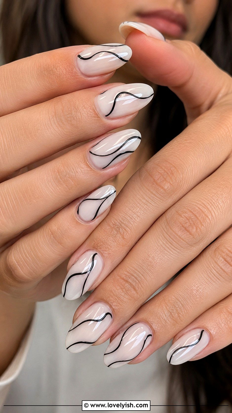 Abstract Swirl Almond Nails - 50 almond nails - 50 almond nails