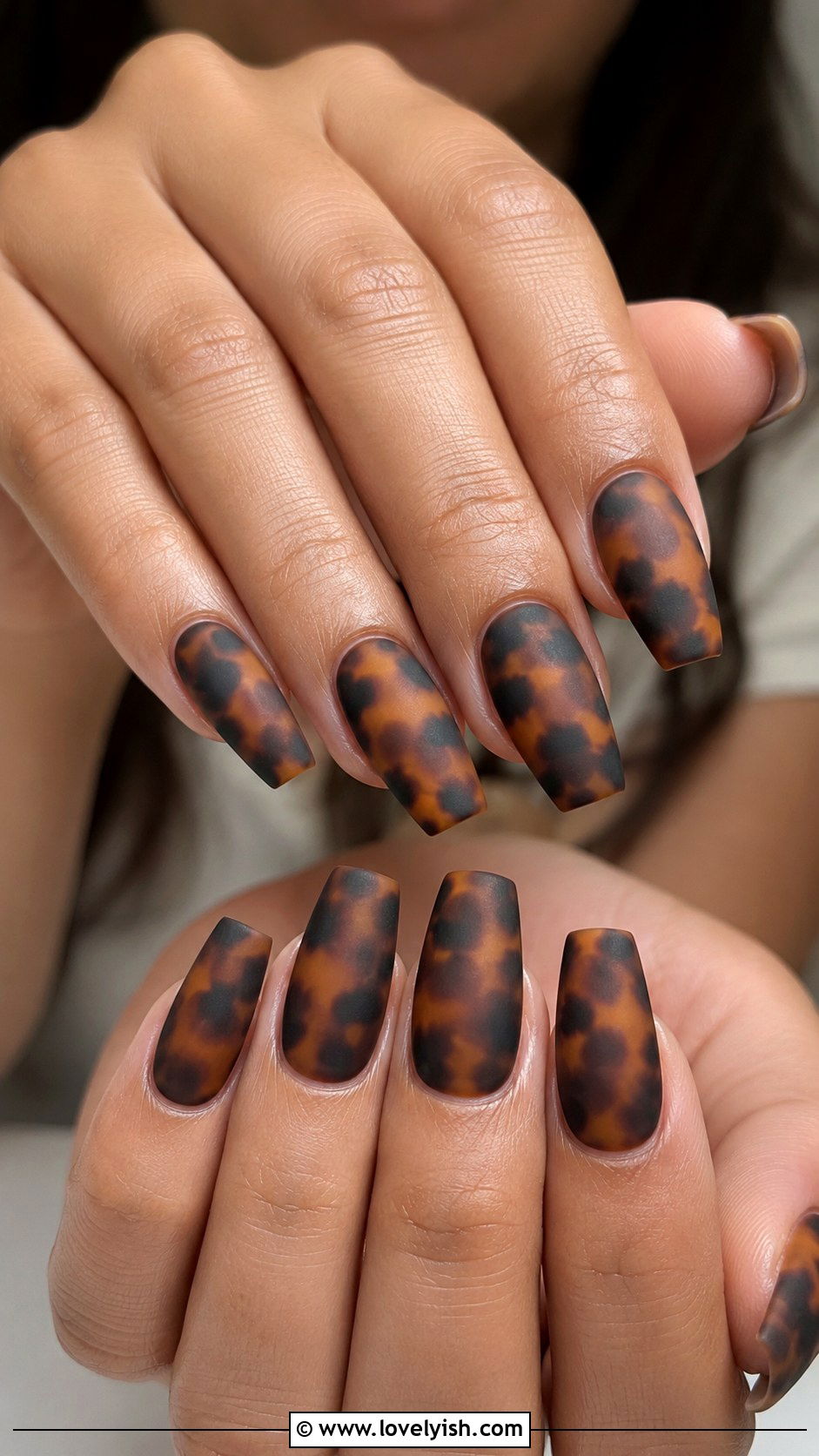 Abstract Tortoiseshell Nails - 50 tortoise nail design ideas - 50 tortoise nail design ideas