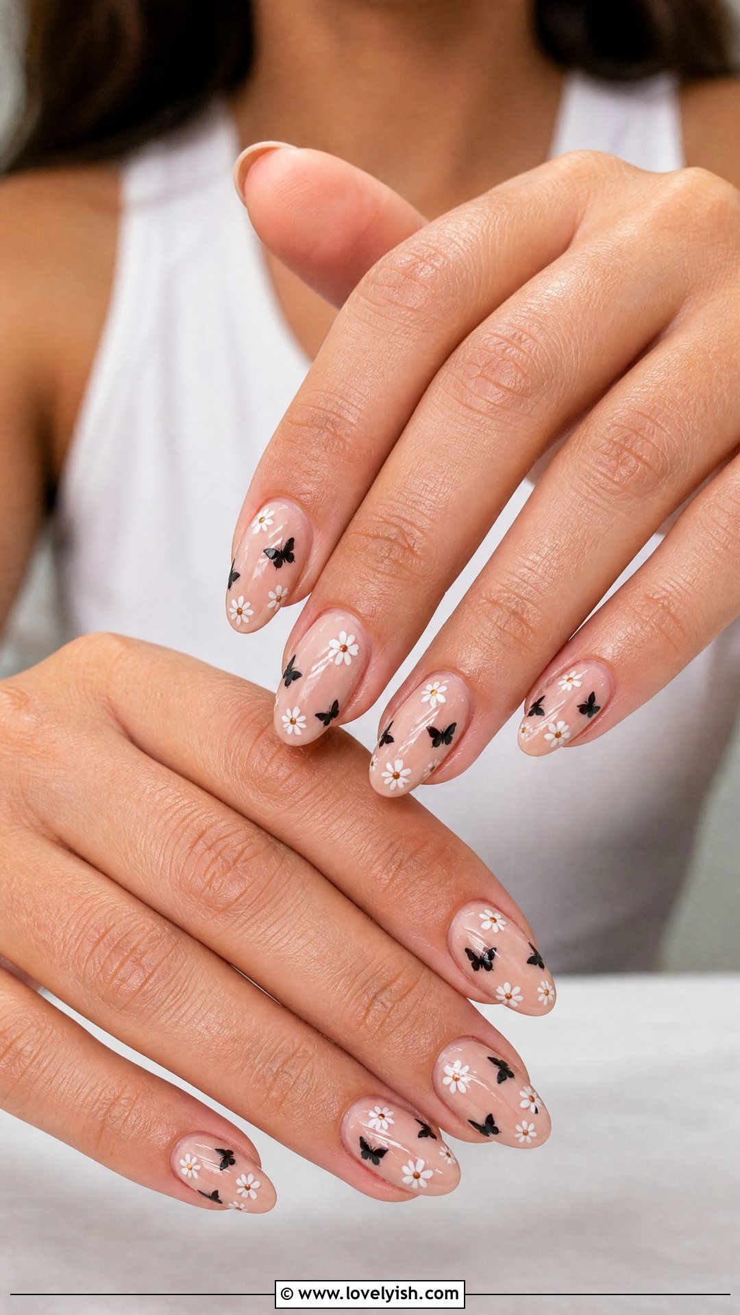 Almond Butterfly Floral Nails - 50 butterfly nails - 50 butterfly nails