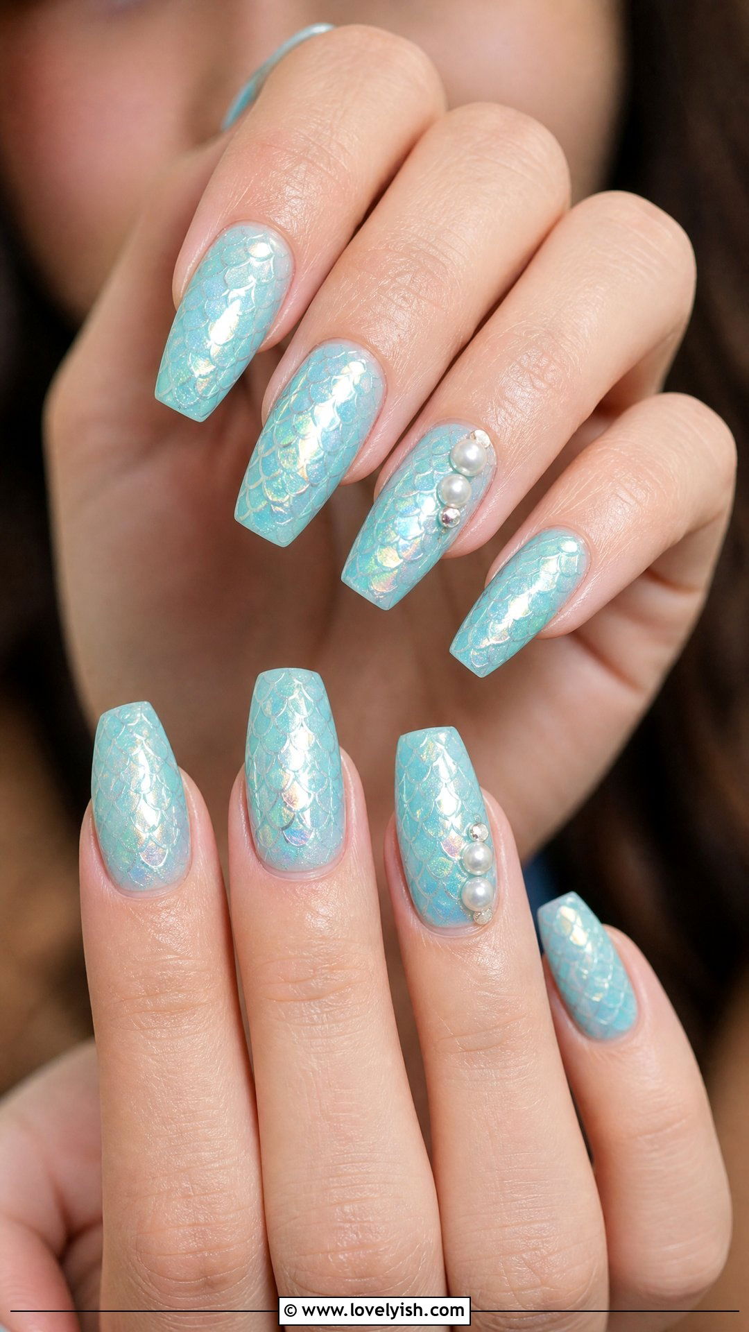 Aqua Blue Mermaid Scale Nails - 39 summer nail ideas - 39 summer nail ideas
