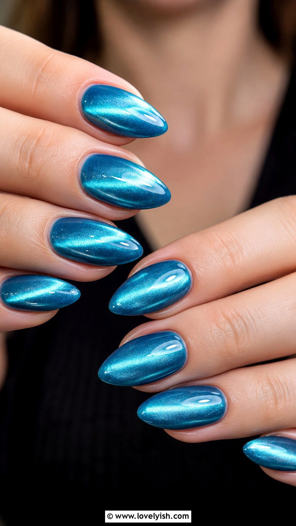 Aqua Cat Eye Nails - 38 blue nail designs - 38 blue nail designs