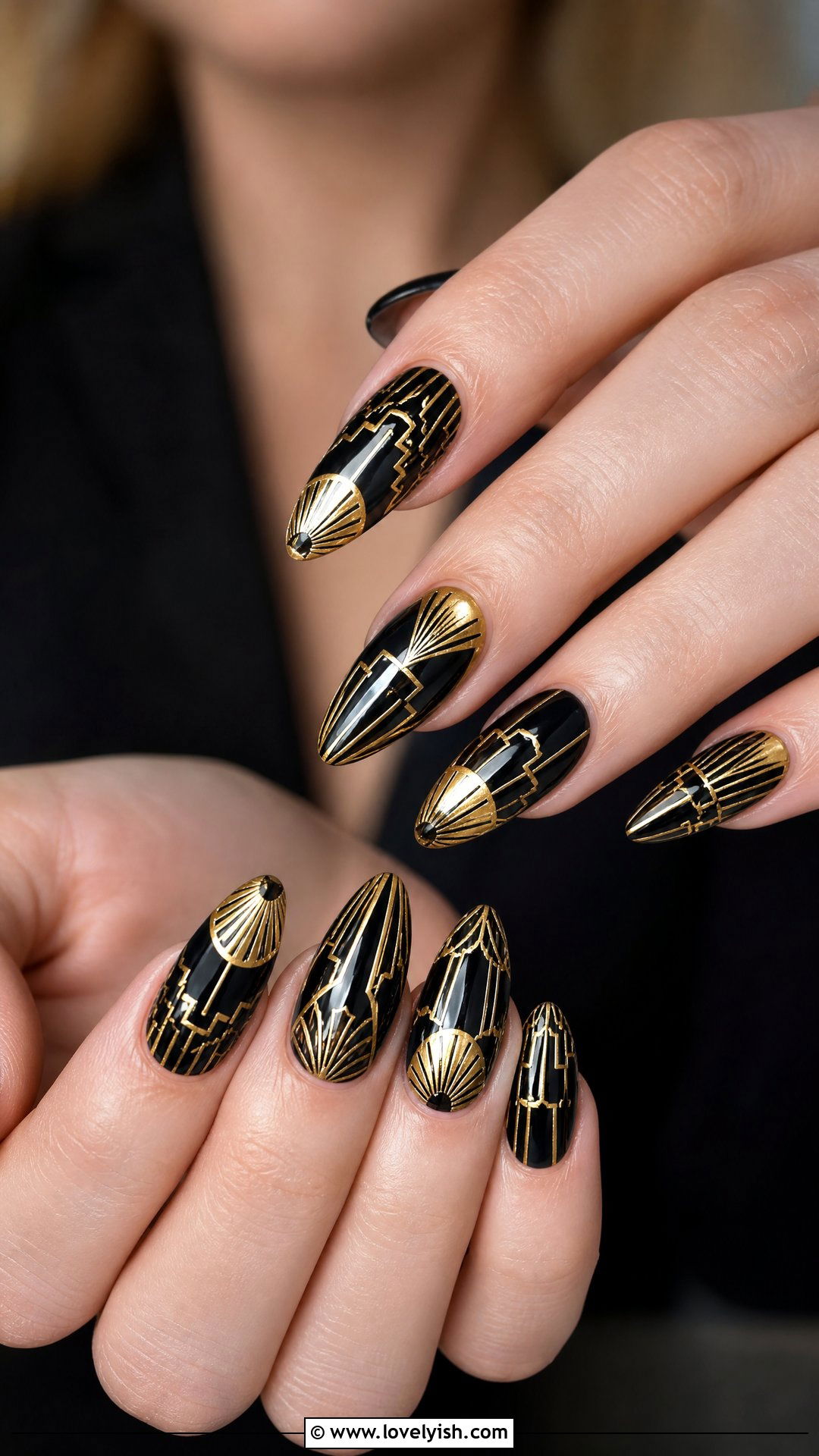 Art Deco Gold and Black Geometric Nails - 50 geometric nails - 50 geometric nails