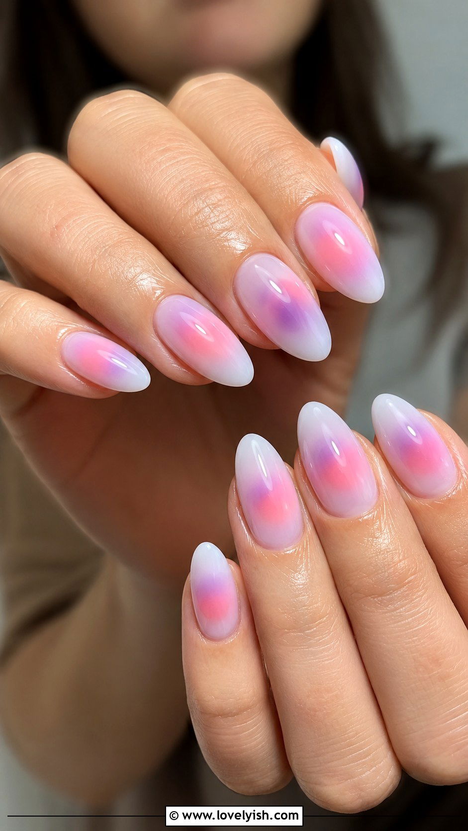 Aura Gradient Nails - 47 nail inspiration - 47 nail inspiration