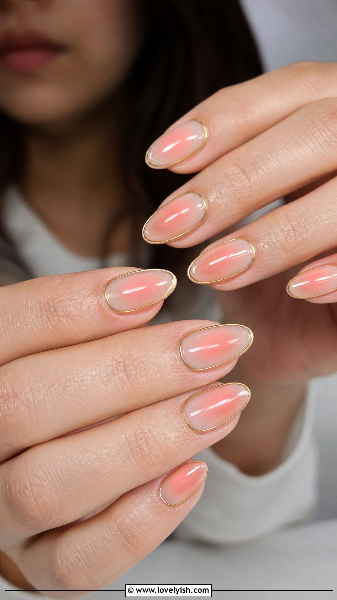Aura Nails With Gold Border - 25 gold nail designs - 25 gold nail designs
