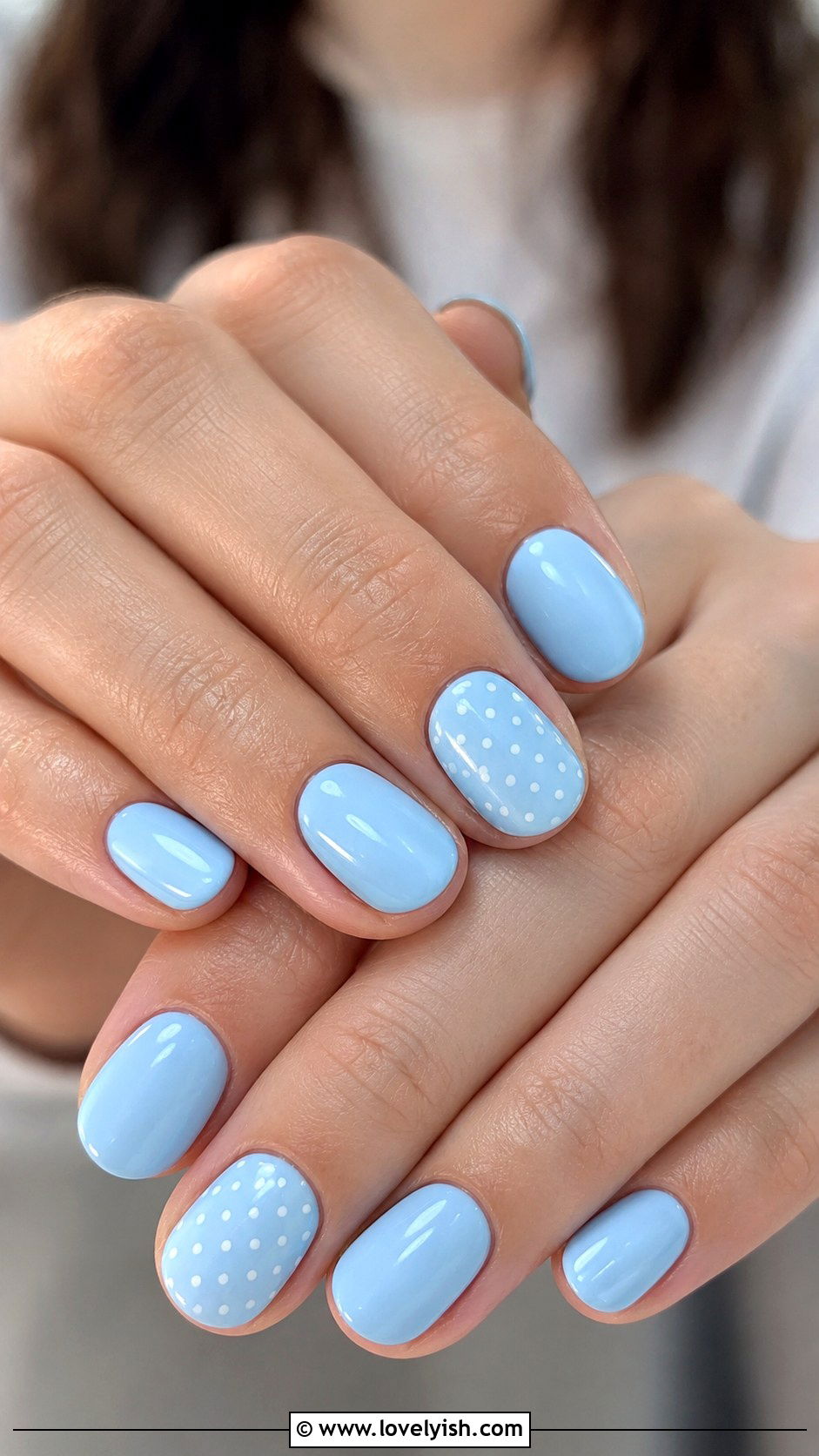 Baby Blue Polka Dot Nails - 50 preppy nails - 50 preppy nails