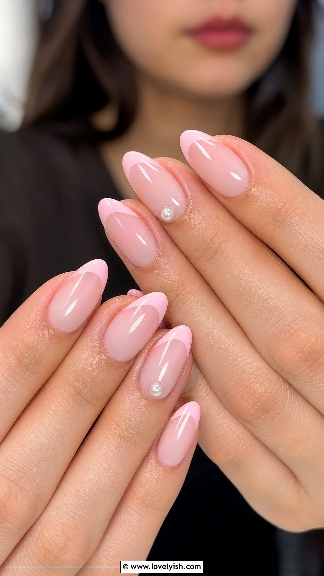 Baby Pink French Tip Almond Nails - 25 almond french tip nail designs - 25 almond french tip nail designs