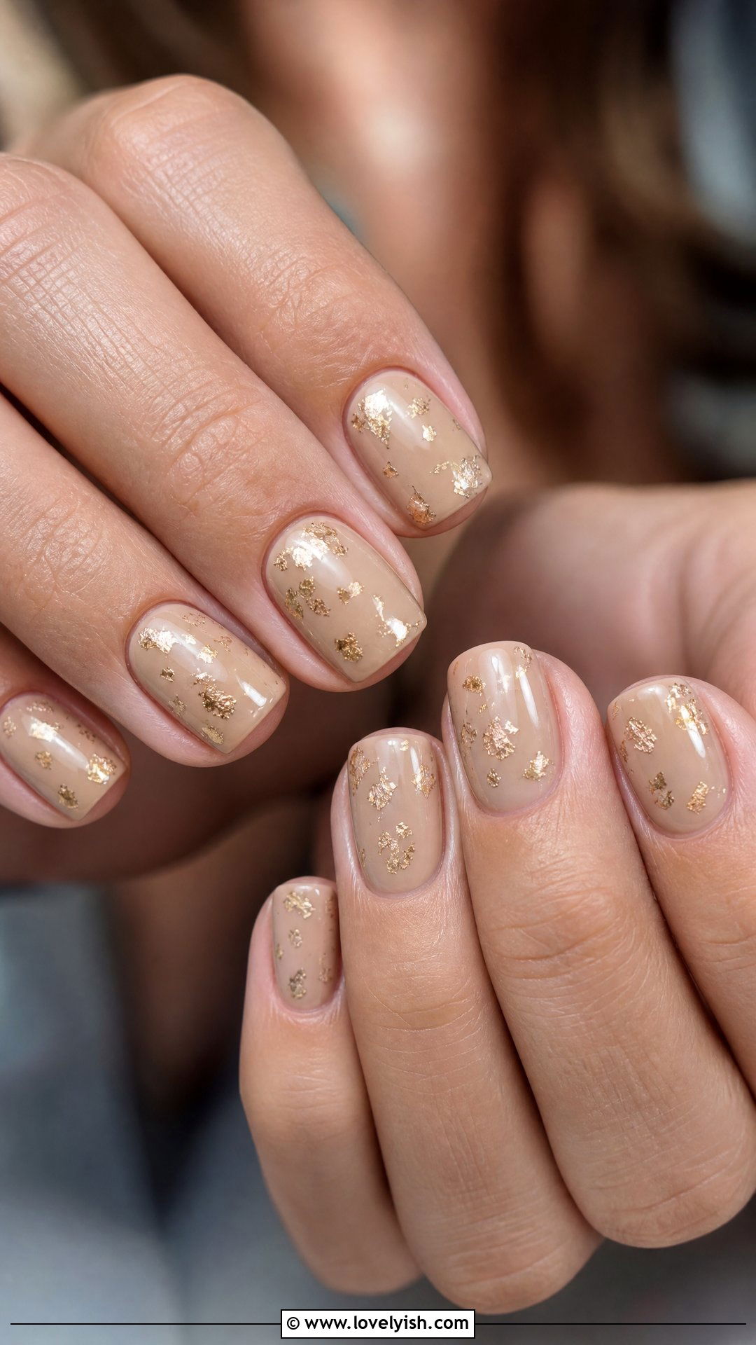 Beige Short Nails With Gold Foil Flecks - 50 classy short nail designs - 50 classy short nail designs