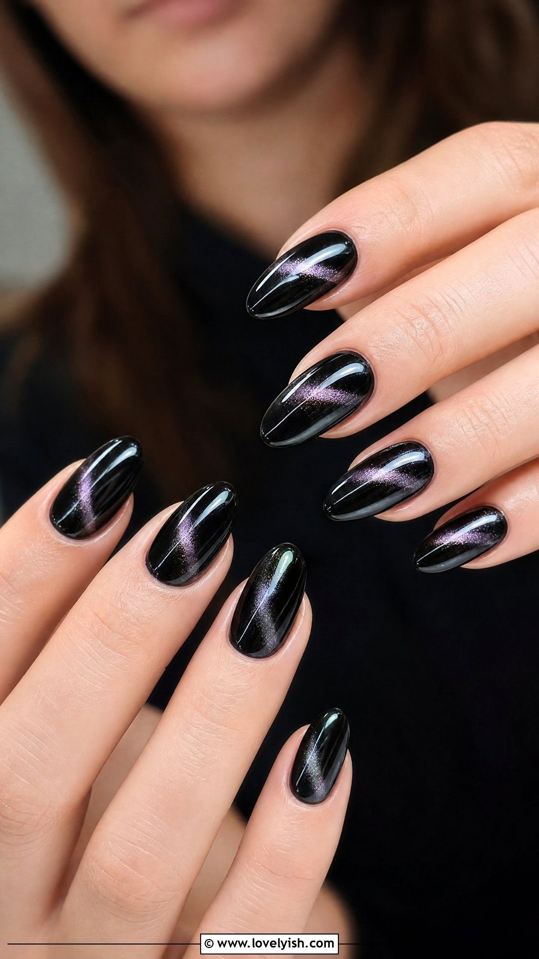 Black Cat Eye Magnetic Nails - 50 edgy nails - 50 edgy nails