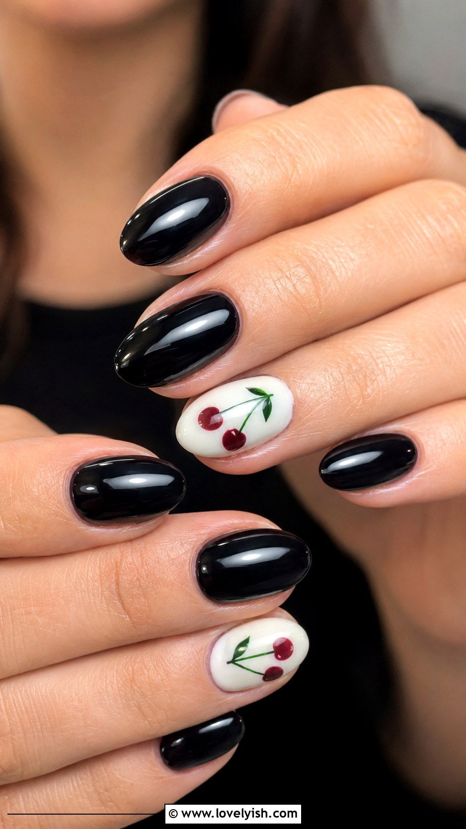 Black Cherry Accent Nails - 31 black nail design ideas - 31 black nail design ideas