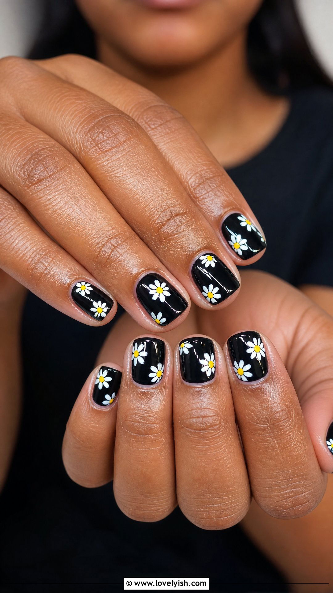 Black Daisy Nails - 50 black nails - 50 black nails
