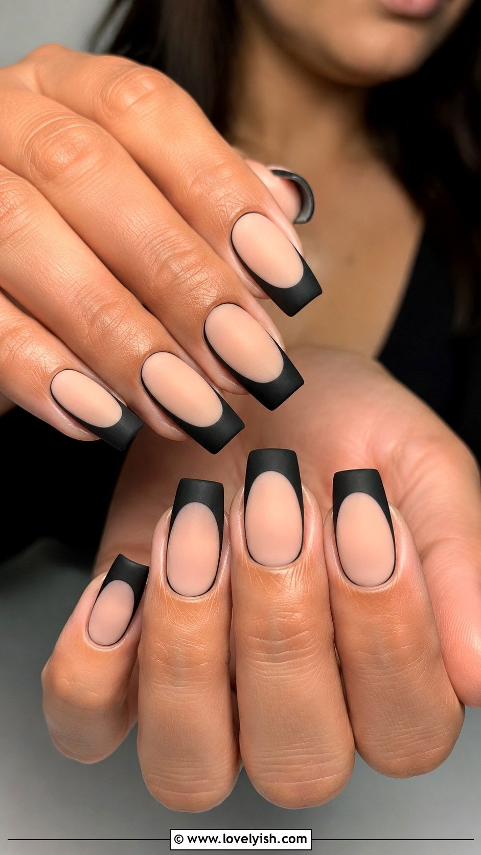Black French Tip Nails - 25 french manicure ideas - 25 french manicure ideas