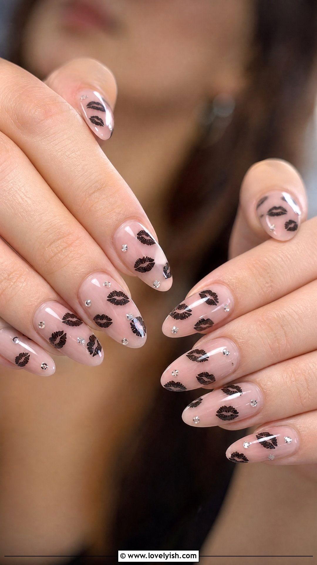 Black Lipstick Kiss Gothic Nails - 50 gothic nails - 50 gothic nails