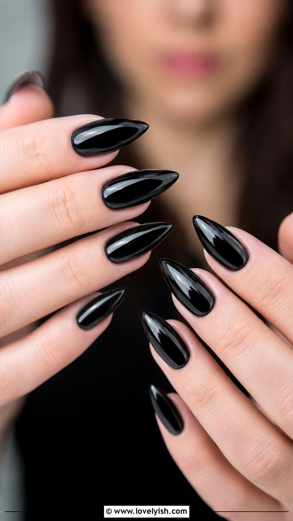 Black Onyx Glossy Stiletto Nails - 38 classy nail designs - 38 classy nail designs