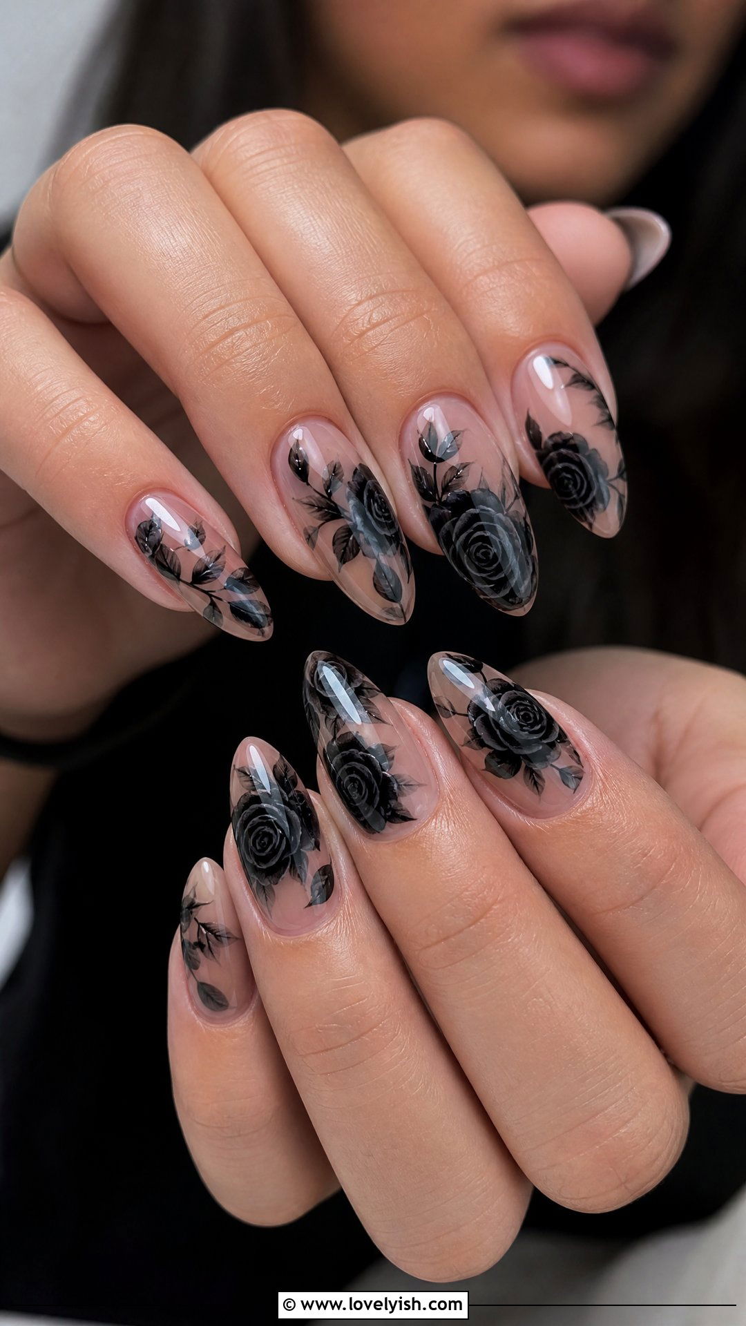 Black Roses Nail Art - 50 edgy nails - 50 edgy nails