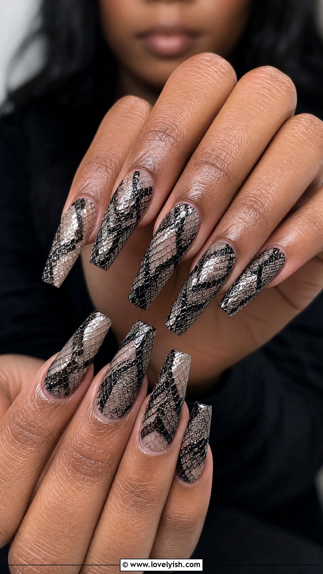 Black Snakeskin Nails - 50 black nails - 50 black nails