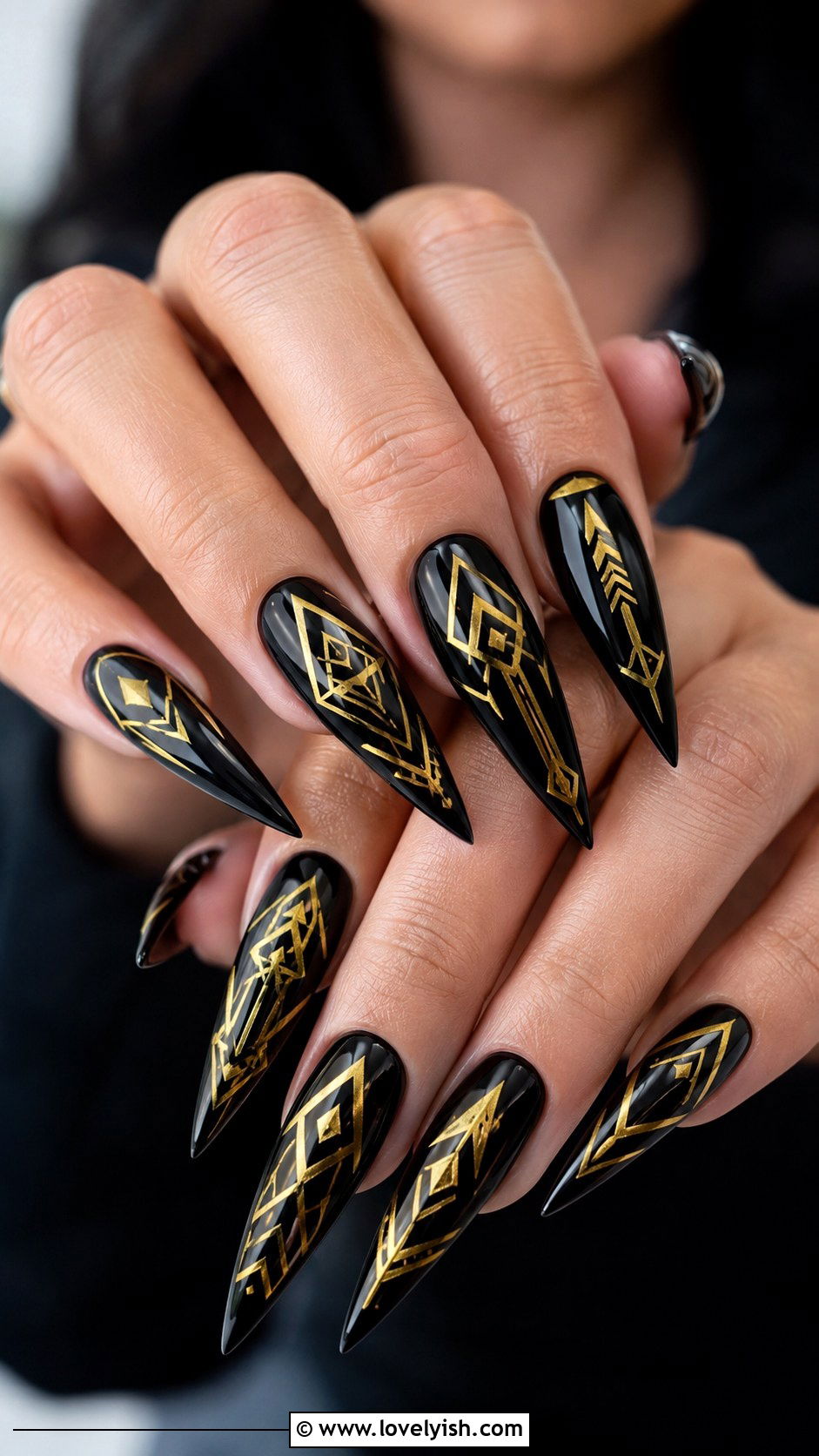 Black Stiletto Nails with Gold Tribal Lines - 50 black and gold nail designs - 50 black and gold nail designs