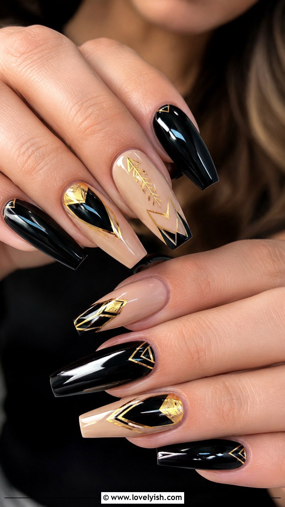 Black and Gold Geometric Nails - 40 nail design template - 40 nail design template