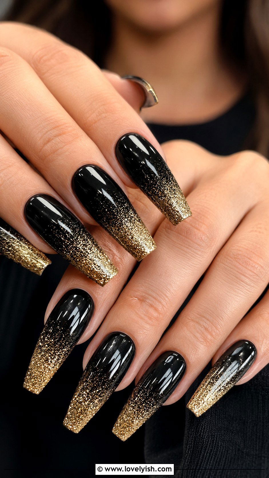 Black and Gold Glitter Ombre Nails - 50 black and gold nail designs - 50 black and gold nail designs