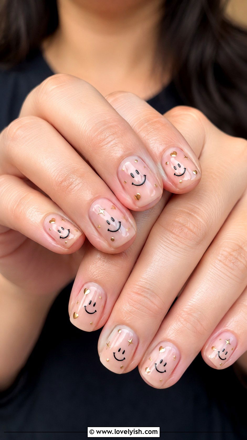 Black and Gold Smiley Face Nails - 50 black and gold nail designs - 50 black and gold nail designs