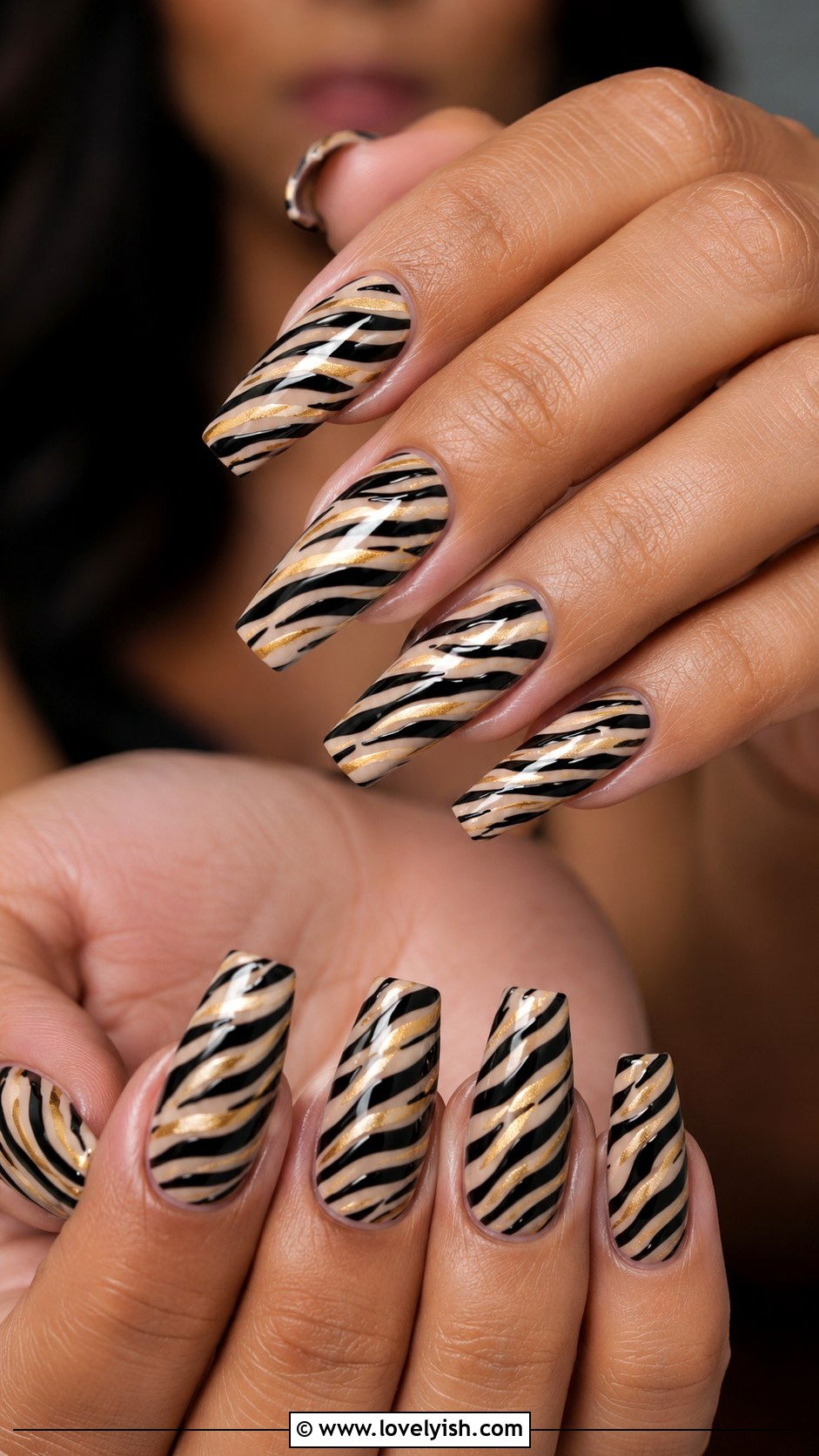 Black and Gold Zebra Print Nails - 50 black and gold nail designs - 50 black and gold nail designs