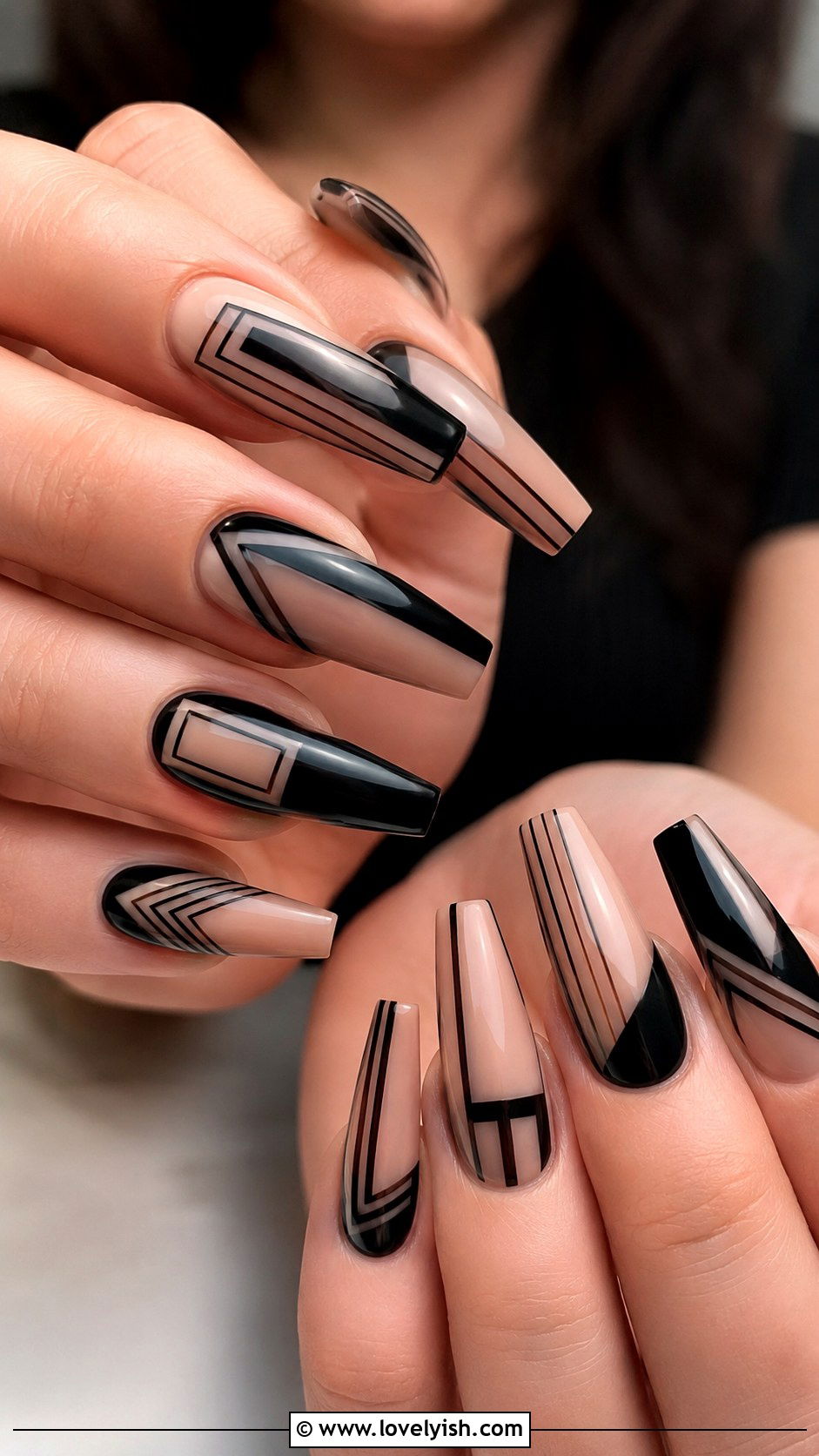 Black and Nude Optical Illusion Nails - 50 geometric nails - 50 geometric nails