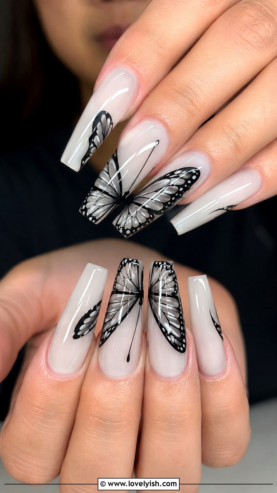 Black and Red Color Block Nails - 31 black nail design ideas - 31 black nail design ideas