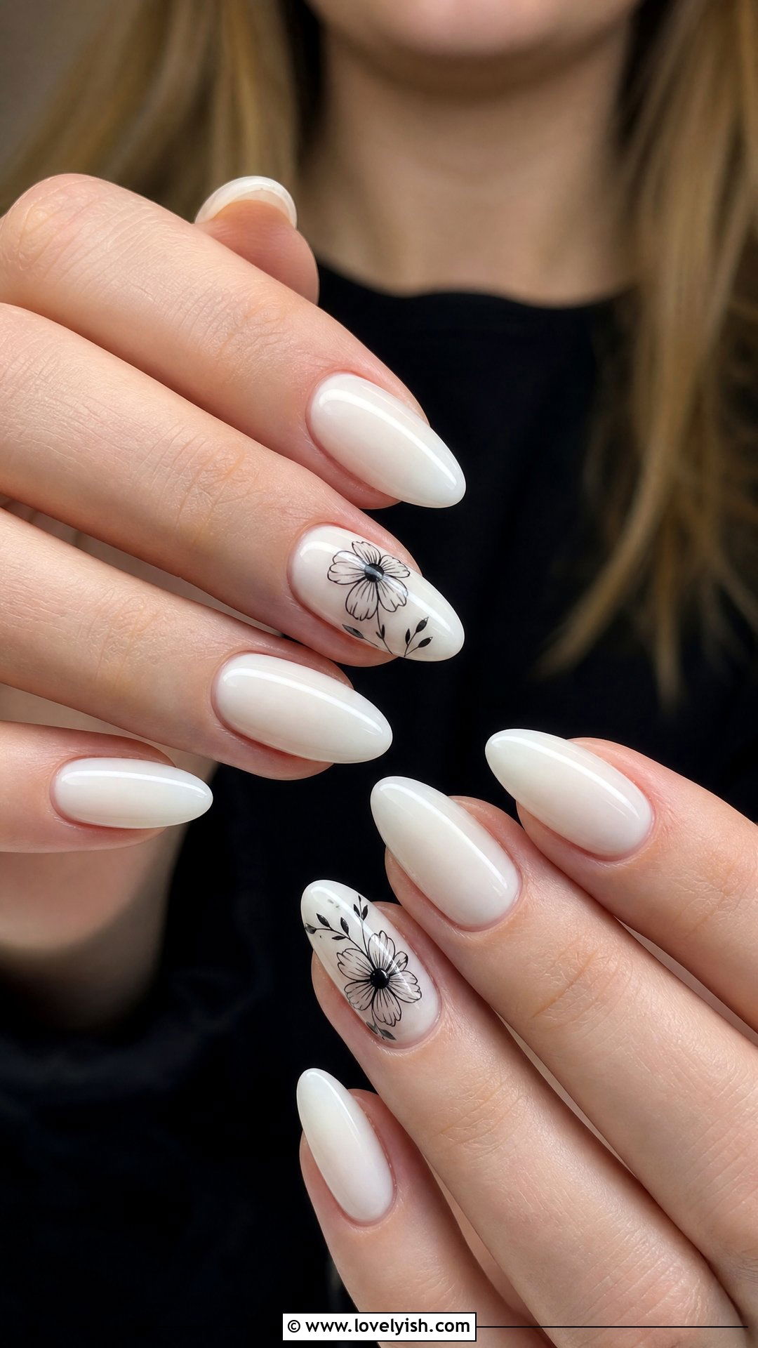 Black and White Floral Accent Nails - 25 black and white nail art ideas - 25 black and white nail art ideas