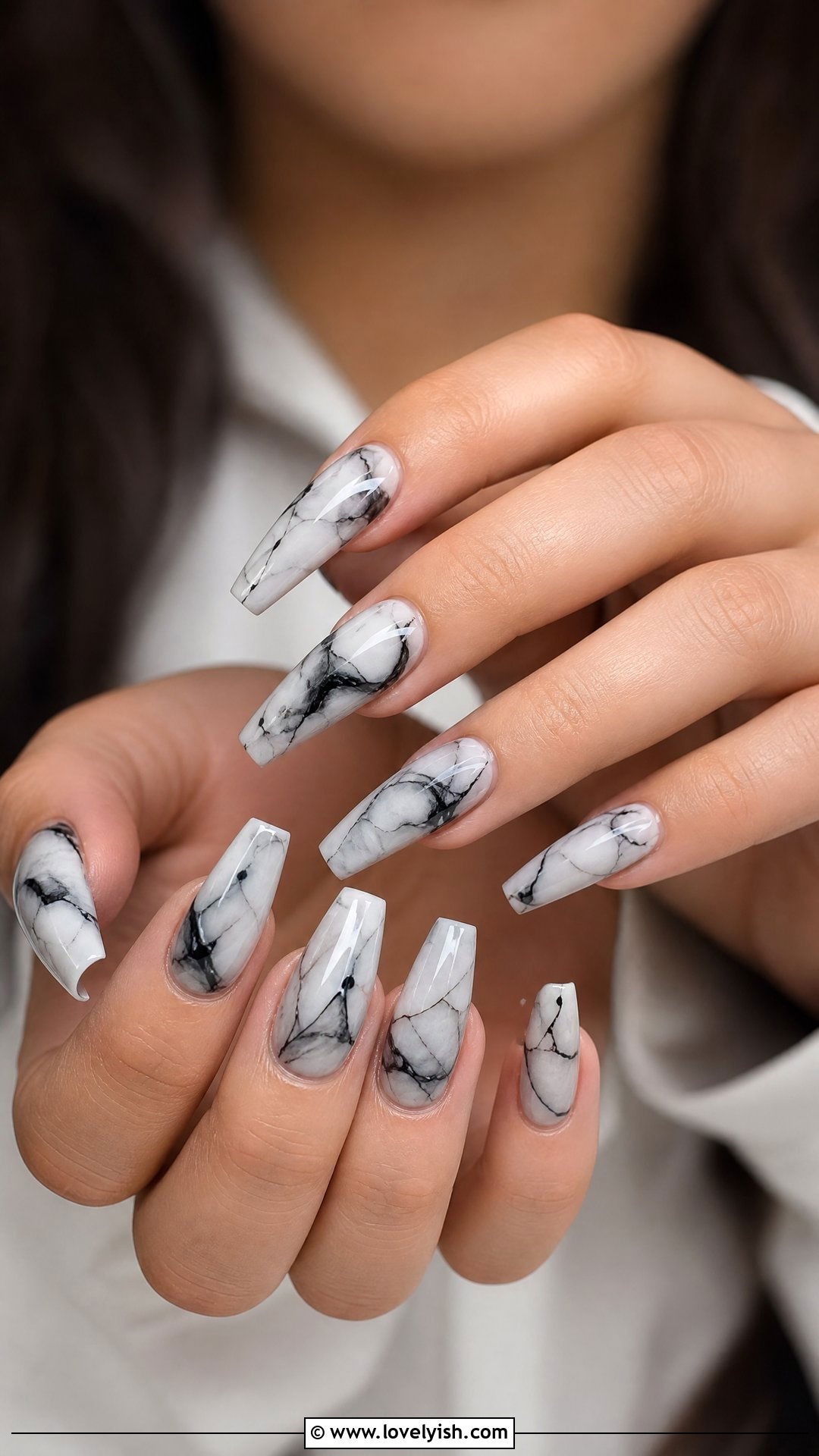 Black and White Marble Nails - 25 black and white nail art ideas - 25 black and white nail art ideas