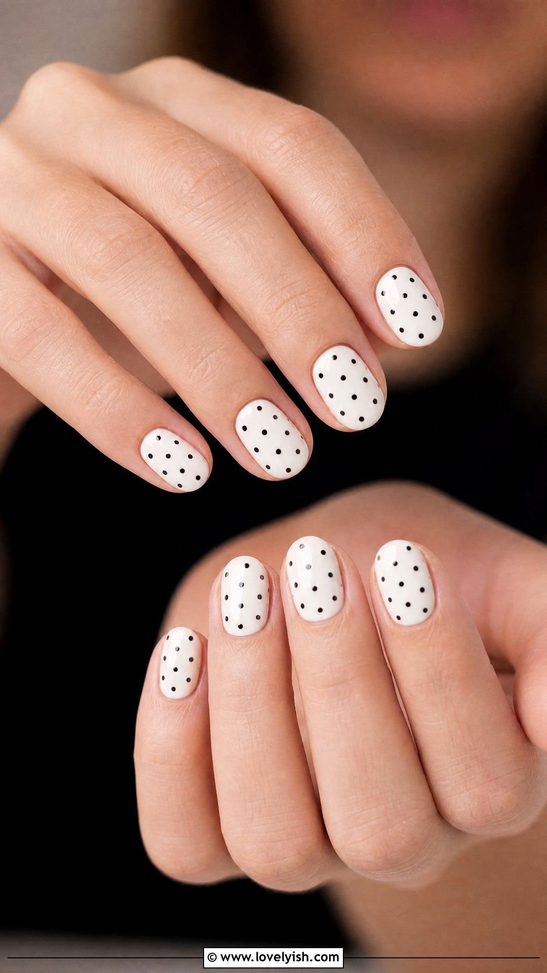 Black and White Polka Dot Nails - 25 black and white nail art ideas - 25 black and white nail art ideas