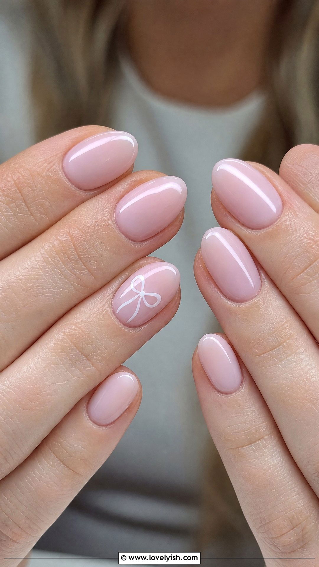 Bow Accent Nails - 50 classy spring nail designs - 50 classy spring nail designs
