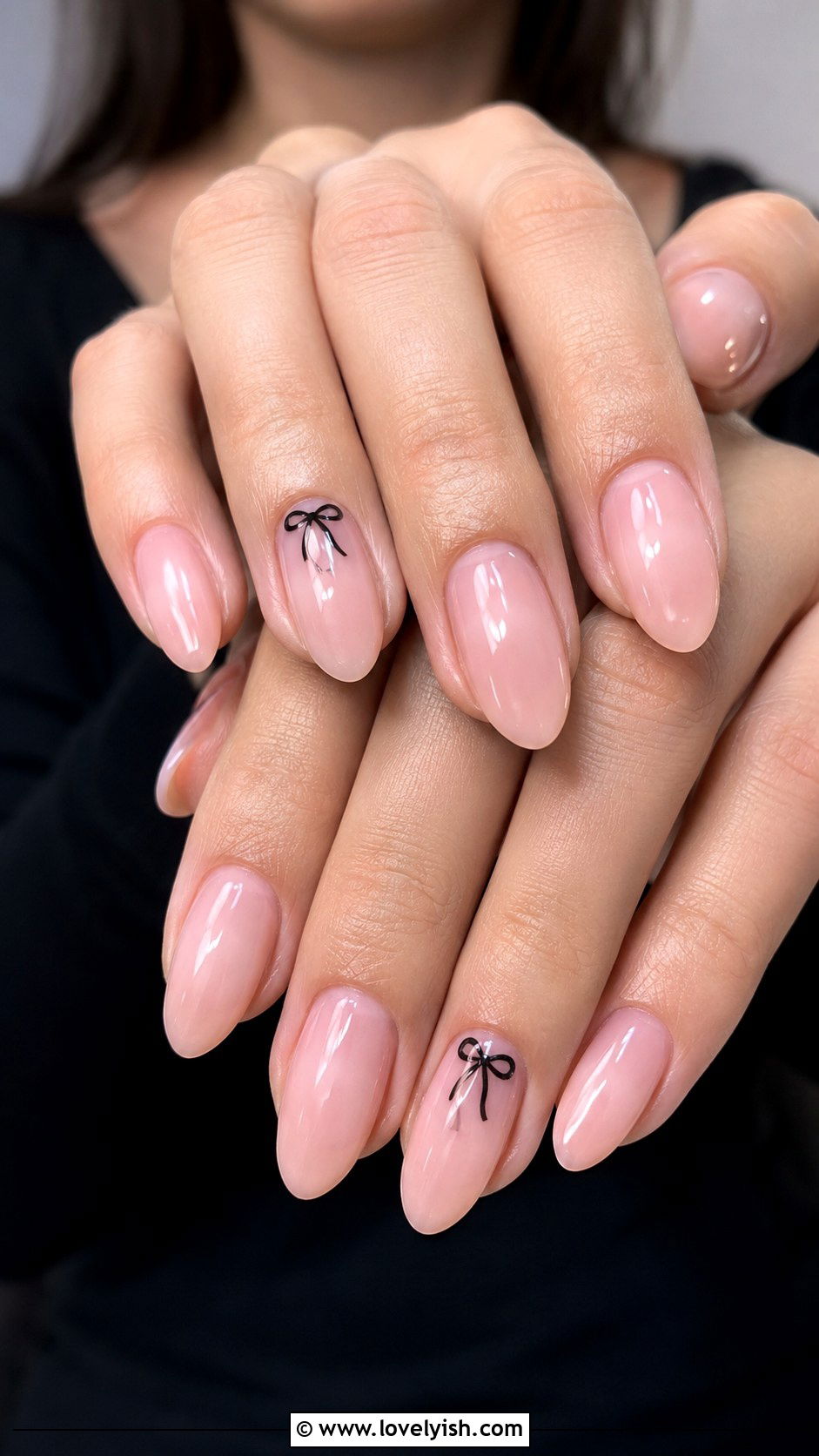 Bow Accent Nails - 50 minimalist nails - 50 minimalist nails