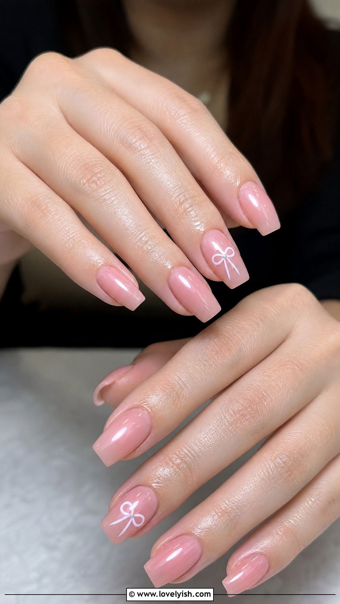 Bow Accent Short Coffin Nails - 50 short coffin nails - 50 short coffin nails