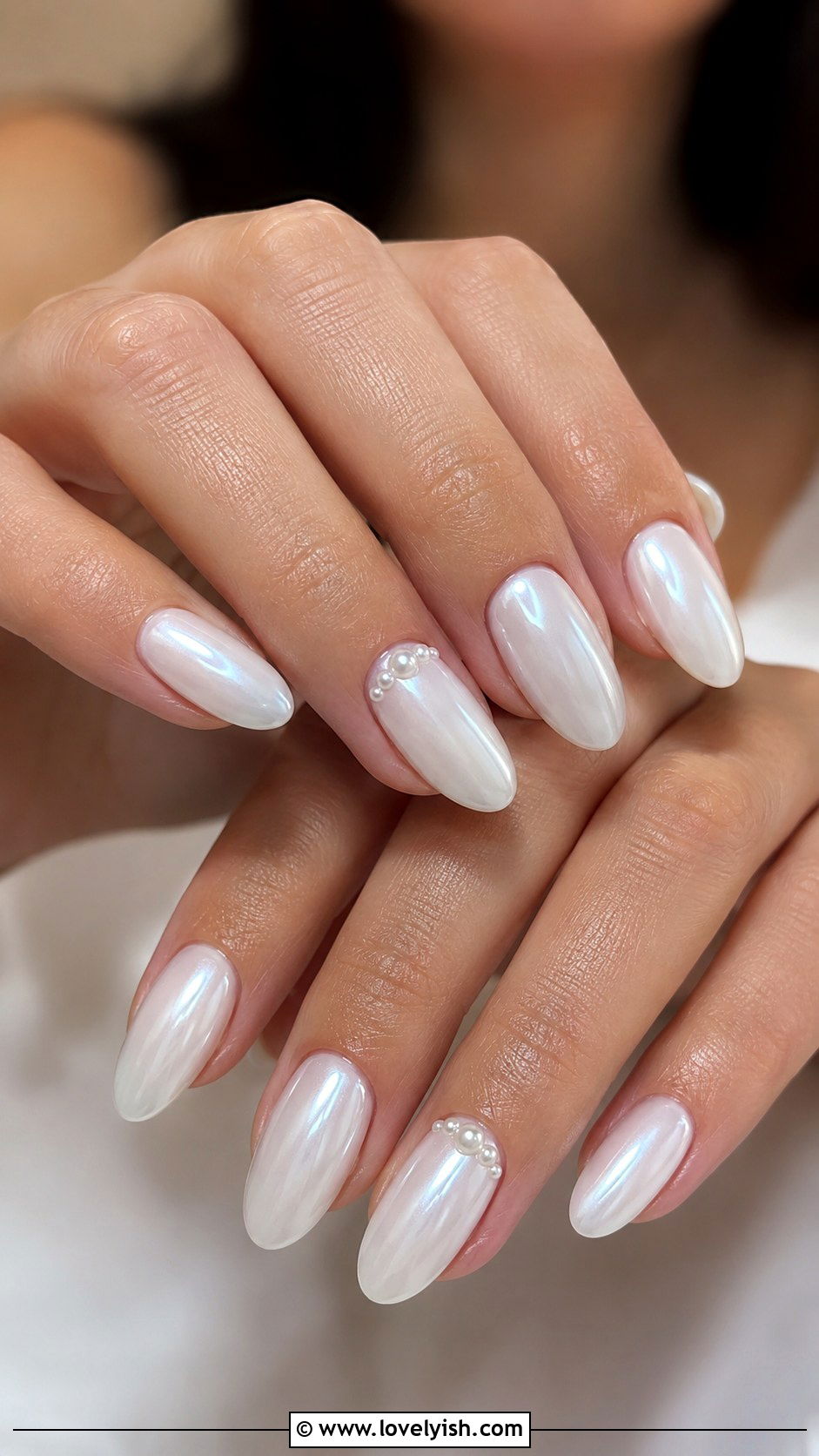 Bridal White Pearl Almond Nails - 50 almond nails - 50 almond nails