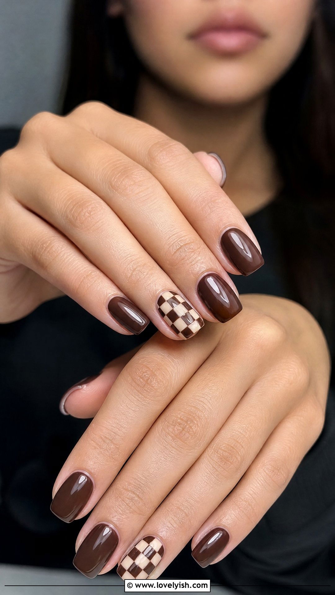 Brown Checkered Nails - 25 brown nail designs - 25 brown nail designs