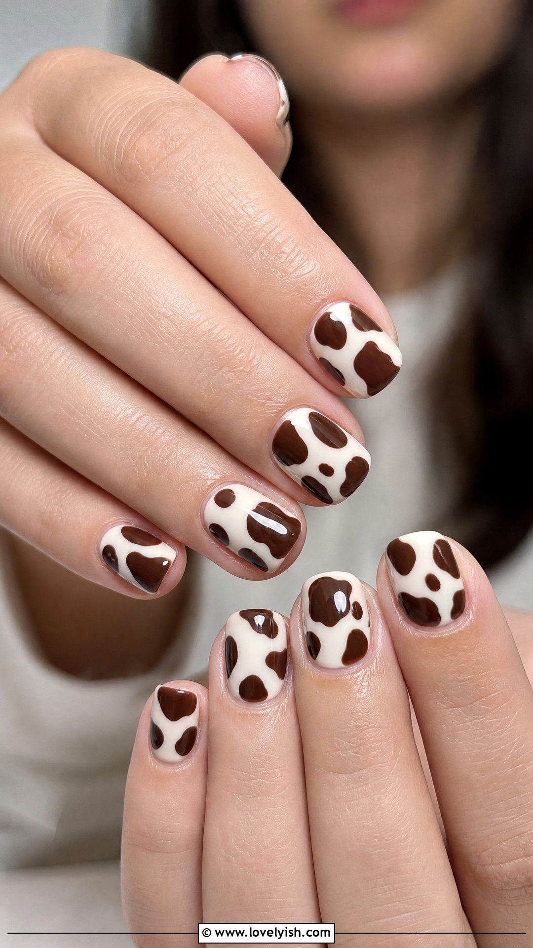 Brown Cow Print Nails - 42 easy nail art ideas - 42 easy nail art ideas