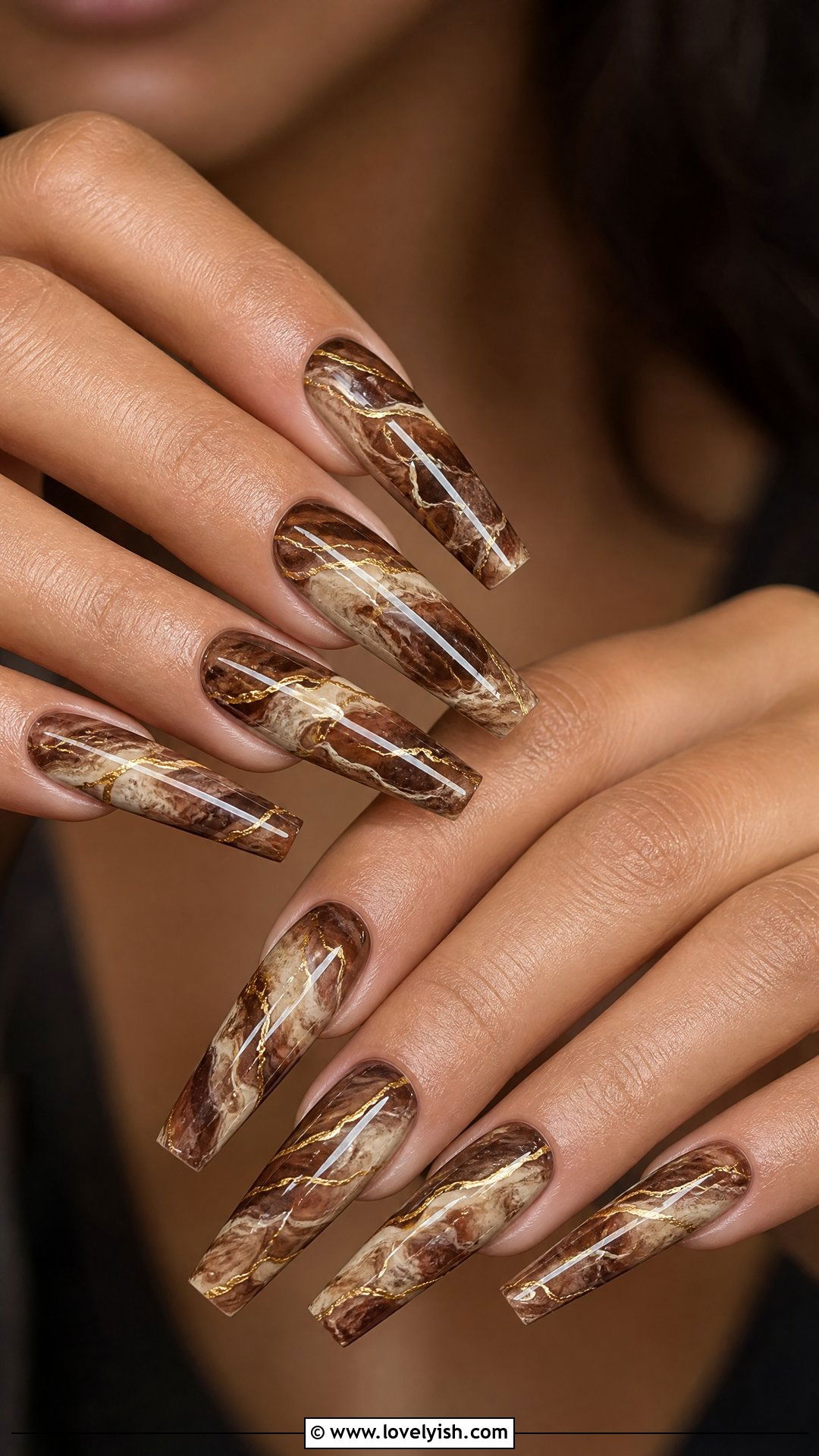 Brown Marble with Gold Veins - 50 brown nails - 50 brown nails