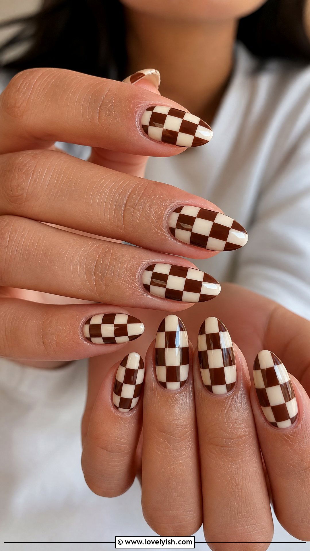 Brown and Cream Latte Checkered Nails - 25 checkered nail designs - 25 checkered nail designs