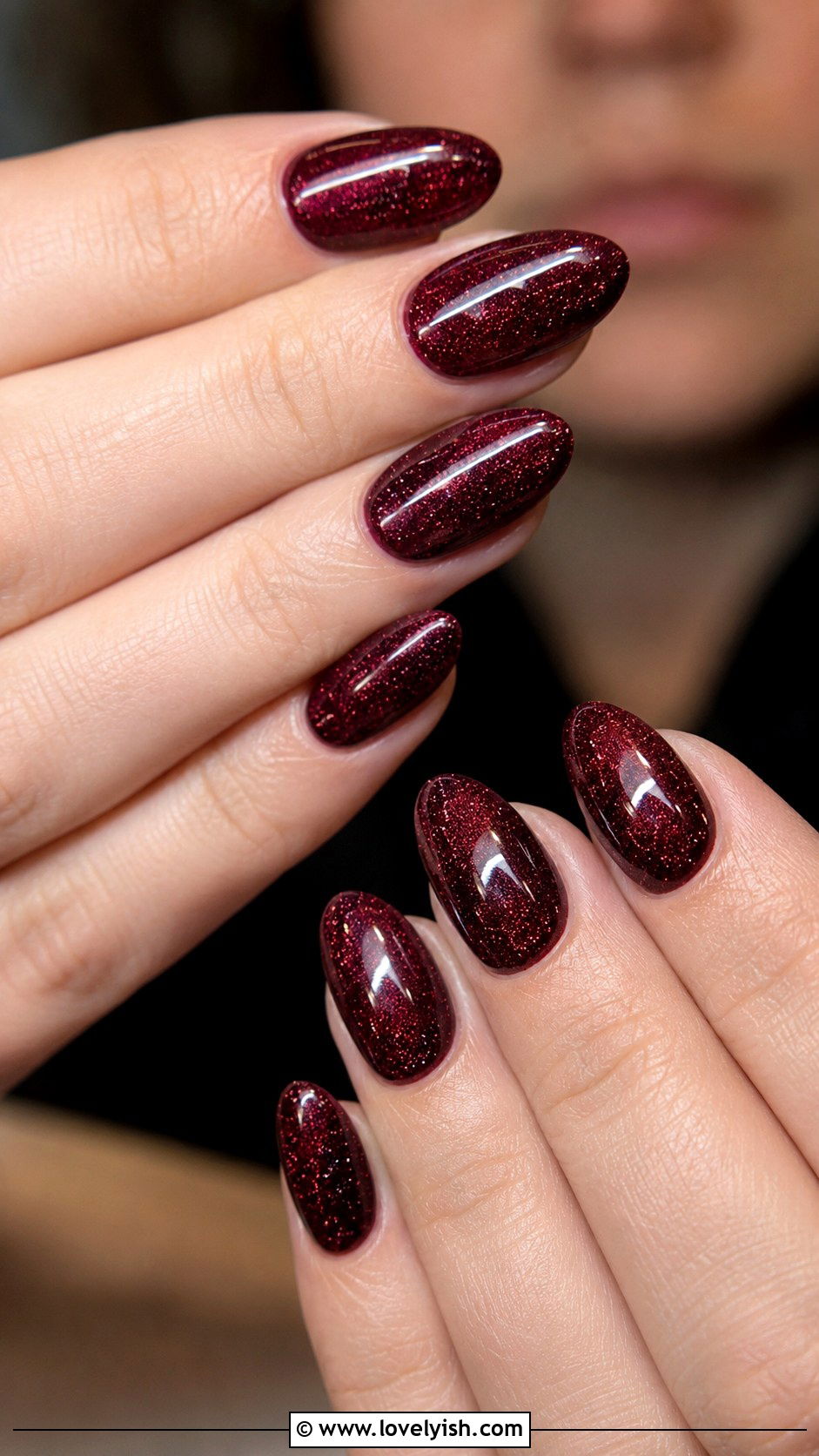 Burgundy Glitter Nails - 25 glitter nail designs - 25 glitter nail designs
