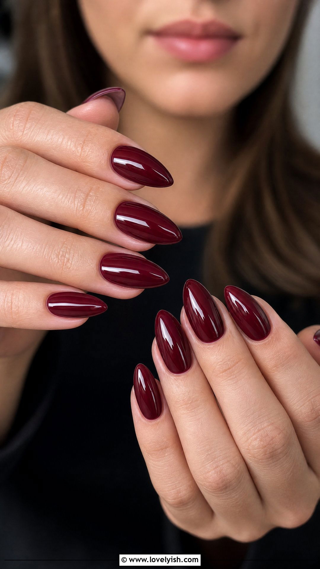 Burgundy Glossy Almond Nails - 50 elegant nails - 50 elegant nails